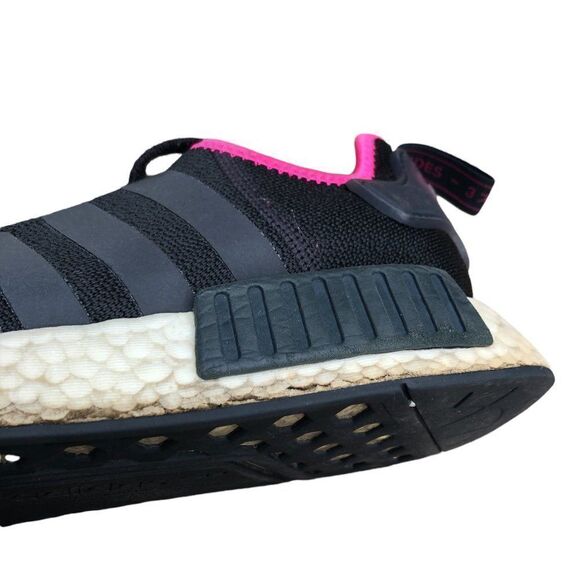 2019 Adidas NMD R1 Black Shock Pink Size 12 - Picture 13 of 16